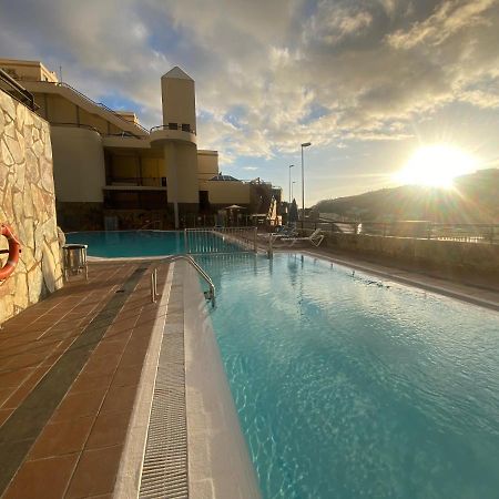 Modern Family Home Above Swimming Pool Puerto Rico  Bagian luar foto