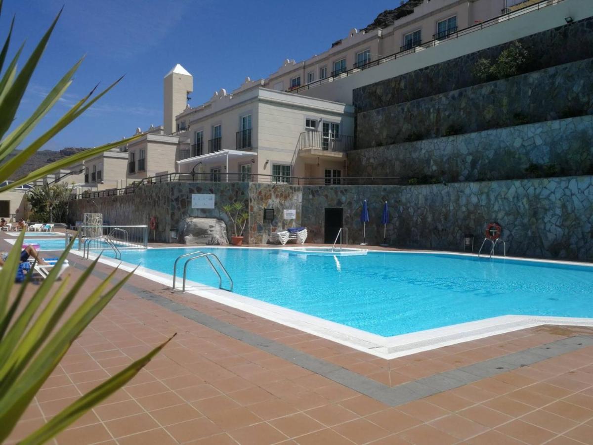 Modern Family Home Above Swimming Pool Puerto Rico  Bagian luar foto